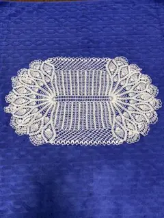 ★レース編み(かぎ針編み)   【テーブルセンター】一点物  《ハンドメイド》