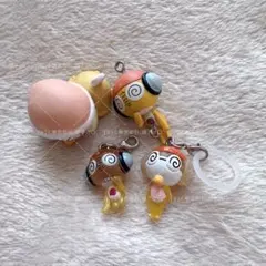 クルル つまんでつなげてマスコット ちびケロめじるしアクセサリー ねむらせ隊