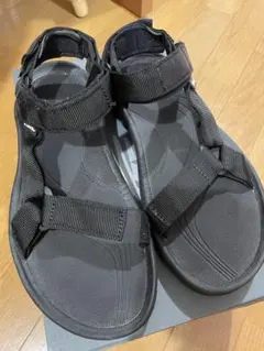 Teva ブラック スポーツサンダル　テバサンダル