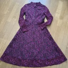 リビーアンドローズ紫色とピンクの花柄レースワンピース