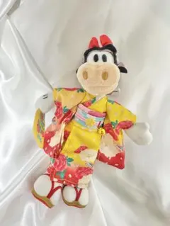 ディズニー　クララベル カウ 2009年 ぬいぐるみバッジ クララベル カウ 丑年 牛年 2009年 ぬいぐるみバッジ - メルカリ