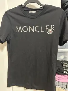 MONCLER ロゴ刺繍 Tシャツ Mサイズ - メルカリ