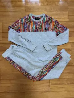 2025年最新】COOGI パーカーの人気アイテム - メルカリ