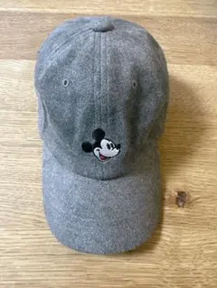 キッズ　ミッキーマウス グレー キャップ