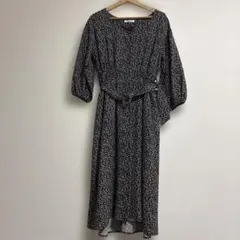 natural couture ベルト付き花柄ワンピース　フリーサイズ