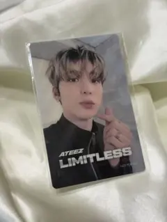 ATEEZ ユノ Limitless タワレコ 特典