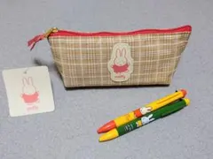 miffy　ミッフィー　ペンケース チェック柄　3色ボールペン2本のサムネイル