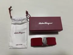 Salvatore Ferragamo ヴァラ バレッタ レッド