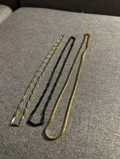 箱、ノベルティ付き】BottegaVeneta3連ゴールドネックレス - メルカリ