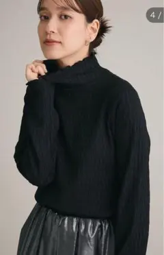 【完全未使用】ジャカードハイネックロンT