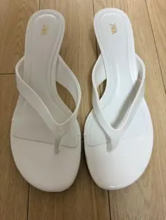 ZARA ミニウェッジサンダルホワイトのサムネイル