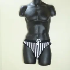 【新品】SHEIN 男子ブリーフ水着 黒白ストライプ柄 Mサイズ ※大きめ注意
