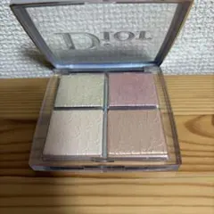 ディオール　バックステージ フェイス　グロウ　パレット004 ローズゴールド