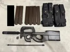 初心者応援！！ P90+（サイト・ホルスター・多段・ポーチ・ベルトとリグ付） 初心者応援！！ P90+（サイト・ホルスター・多段・ポーチ・ベルトと