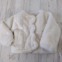 Sale♪ホワイトファーアウター　クリスタルボタン付き