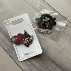 海外ディズニー　クリスマス　ホリデー　ピンバッジ　2個セット