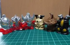 ウルトラマン指人形 3体・怪獣指人形3体