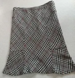 ひざ丈スカート 裾かわいい