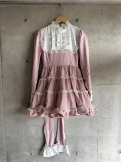 ピンク フリル付き 長袖ワンピースのサムネイル
