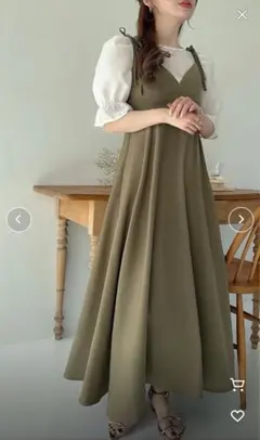 オリーブ色キャミソールワンピース