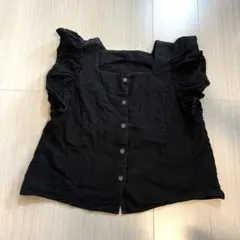 黒 フリル付き 半袖シャツ　スクエアネック