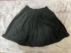 黒スカート　フレアスカートのサムネイル