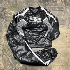 umbro アンブロ セットアップ ピステ 光沢 中綿 ナイロンジャケット S
