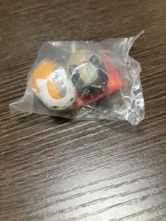 【ガチャガチャ】ニャンコ先生&黒ニャンコ　 お怒りニャンコ先生