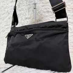 PRADA プラダ ショルダーバッグ サコッシュ 三角ロゴ クロスボディ 黒