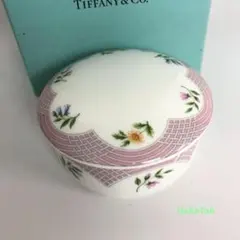 TIFFANY&Co. ティファニー キャンディーポット 小物入れ 陶器 2026年最新】ティファニー 小物入れ 陶器の人気アイテム - メルカリ