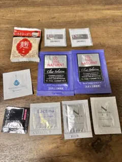 化粧品　サンプル　試供品　トライアルセット
