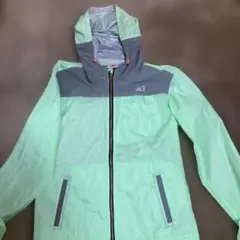 New Balance ナイロンジャケット