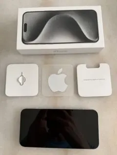 美品iPhone15PrMax AppleCare+保証期間12/02まで