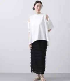 アナナ　肩あきTシャツ　ショルダースリットカットソー　ブラック　日本製のサムネイル