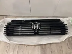 ホンダ ヴェゼルRV 純正フロントグリル 黒のサムネイル