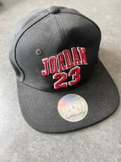 JORDAN 23 キャップ ブラック レッド　ナイキ　キッズのサムネイル