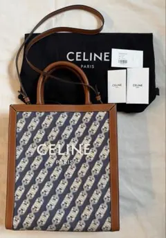 セリーヌ　バーティカルカバ　トートバッグ