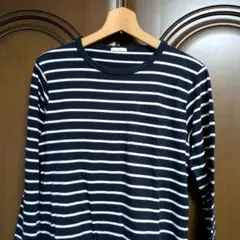 【GU・ジーユー】カットソー　ネイビー✕ホワイト　ストライプ　長袖カットソー