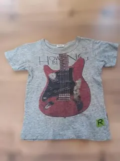 ギターとヘッドフォンのグレーTシャツのサムネイル