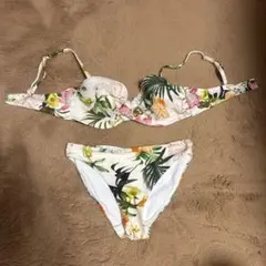 ボタニカル柄 セパレートビキニ 水着のサムネイル