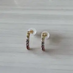 専用です。k18色石ピアス