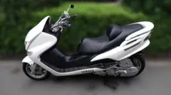 ♡yuzuko♡様専用　大阪 YAMAHA マジェスティ FI 125ccのサムネイル