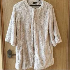 本日だけこのお値段  エゴイスト  超美品ファーコートのサムネイル