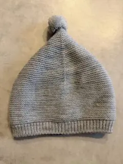 ZARA BABYポンポン付きグレーのニット帽