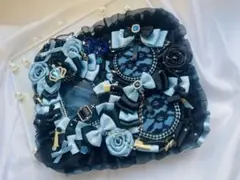 痛硬質ケース　ロゼット　トレカケース　水色黒