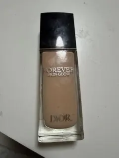 Dior Forever Skin Glow 1N リキッドファンデーションのサムネイル