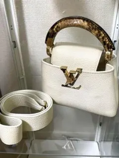 Louis Vuitton カプシーヌ mini パイソン ホワイト ルイヴィトン】カプシーヌ MINI パイソン 個性際立つ☆ (Louis