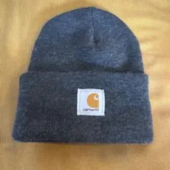 2.3回着用　大人用　Carhartt グレー ニット帽 フリーサイズ