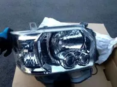 送料無料】ウェイク ピクシスメガ LED 純正ヘッドライト 左側 助手席側