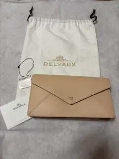 DELVAUX デルボー　サーモンピンク　クラッチバッグ　ショルダーバッグのサムネイル